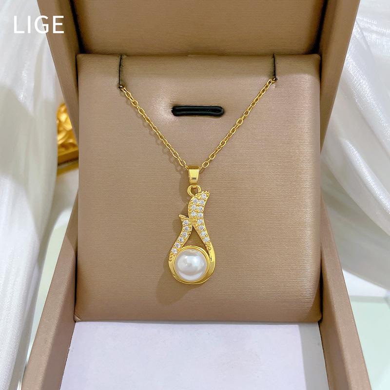 Necklace Earrings Set Light Luxury Full Of Diamonds Pearl Letter Pigeon Personality Temperament Banquet Earrings Item Group
