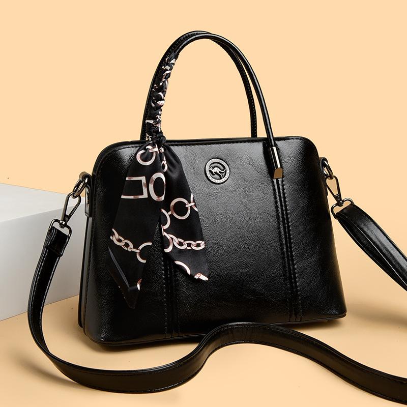 

Women s shoulder bag, new medium mother large-capacity commuter bag, fashionable portable tote bag чёрный