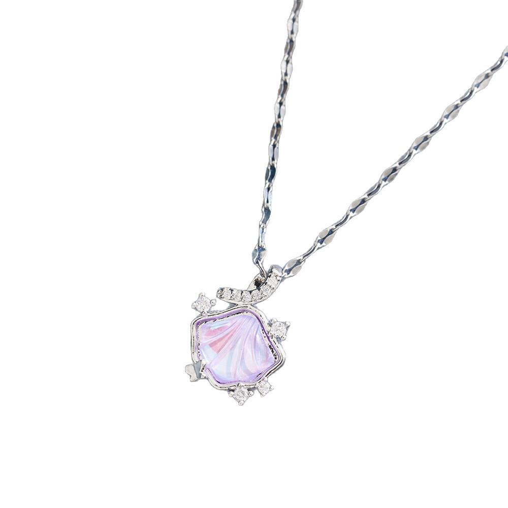 Iridescent Shell Micro-inlaid Necklace: High-End Exquisite Design for Women