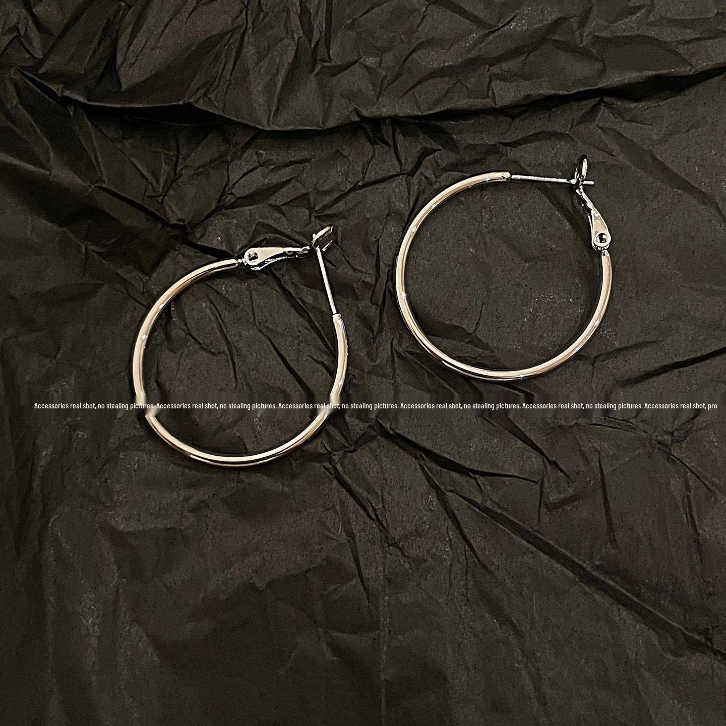 

Elegant European and American Style Hoop Earrings 2025 - Chic Temperament and Super Popular Design