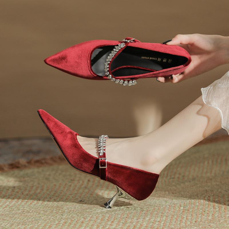 

H698-6 Премиальные туфли на высоком каблуке Xi Shi из замши, женские туфли-лодочки с острым носком и ремешком из бриллиантов, женские новые модели 2025 года 39