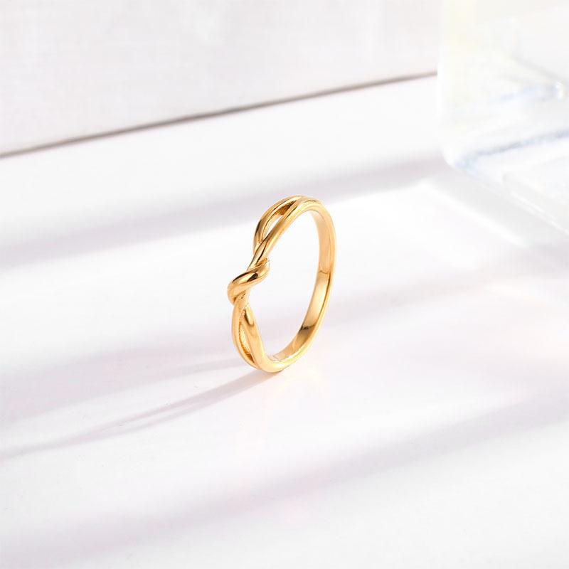 Trendy Knot Titanium Steel Ring Elegant Accessory for Women and Men Fashion Jewelry