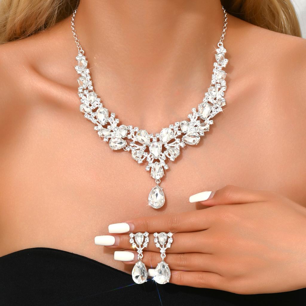 Wind Three-Piece Jewelry Premium Exaggerated Retro Alloy Rhinestone Earrings Necklace Bracelet Set