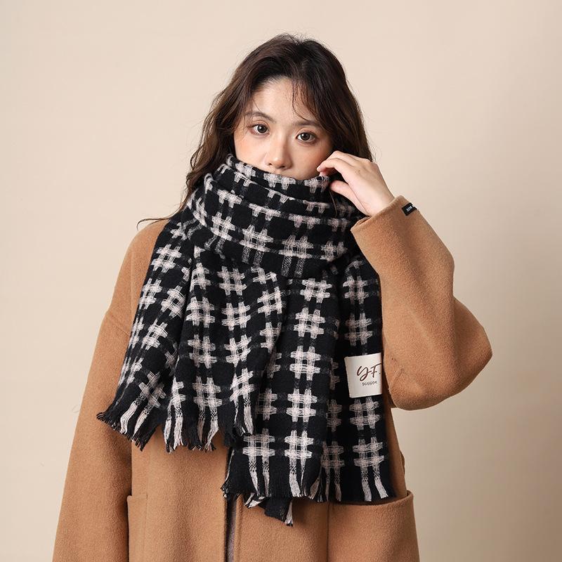 Scarf women's autumn and winter new plaid thickened shawl high-end atmosphere warm scarf