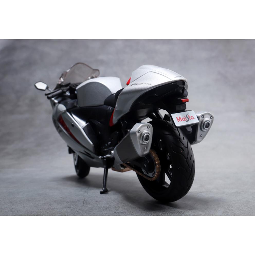 Maisto 1:Modellino Diecast Moto 12 Suzuki Hayabusa 2022, Argento