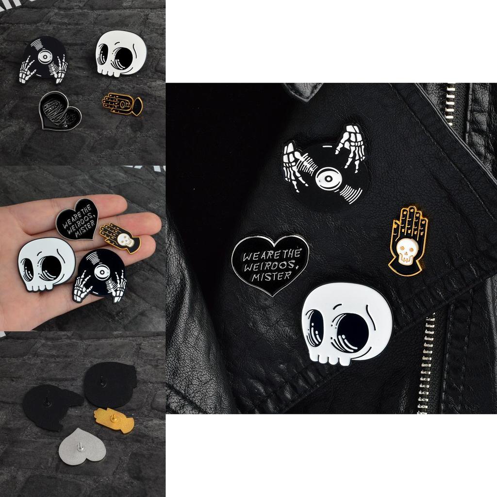 Creative Halloween Skull Brooch For Men And Women Unique Alloy Skeleton Pin Accessory