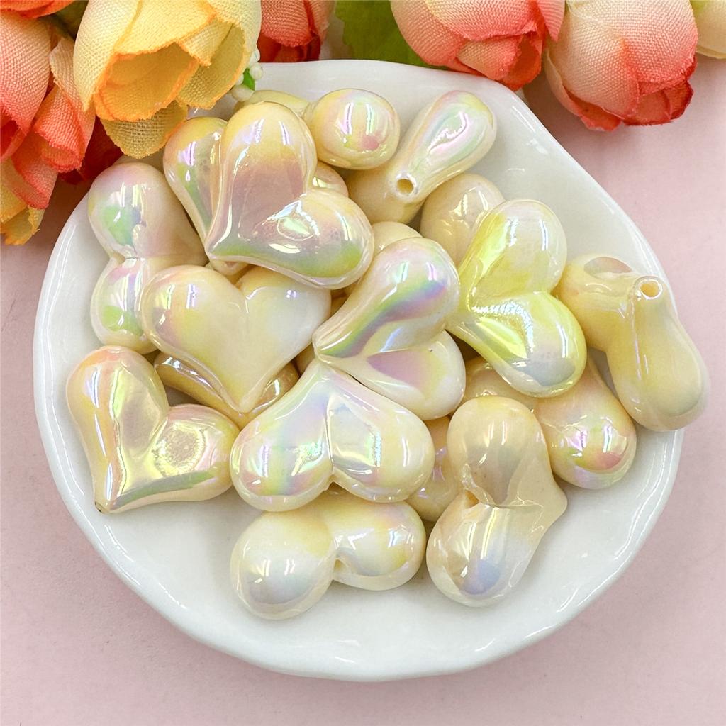 Mit Loch Kreatives handgefertigtes Material Glänzendes Licht DIY Perlenzubehör Kreatives Perlenmaterial 20 Stück lose Acrylperlen Buntes Pfirsichherz