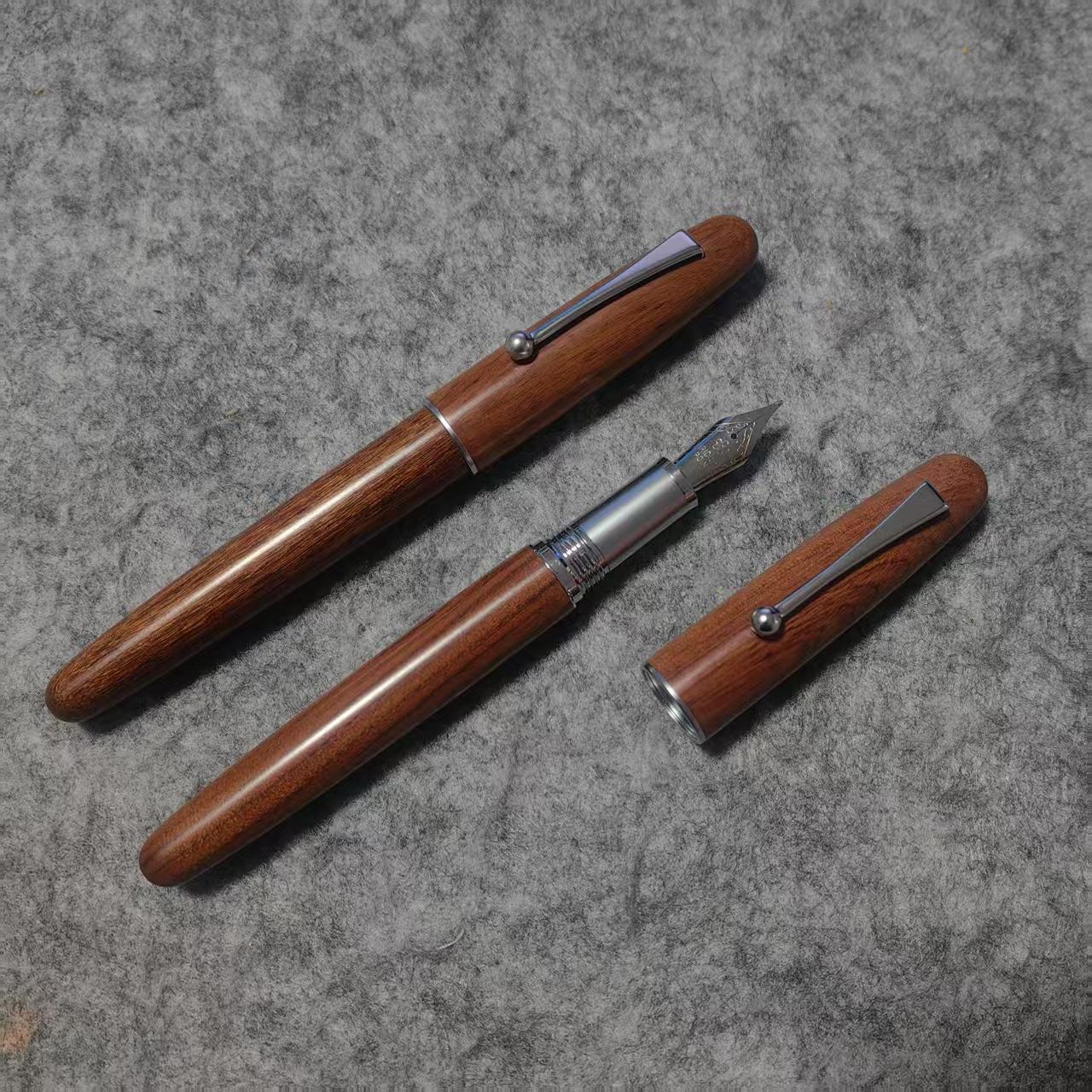 

Деревянная ручка, ручка для подписи, подарочная коробка, на заказ, студенческая, каллиграфическая, из массива дерева, ручка для практики каллиграфии, ручка из бревна art