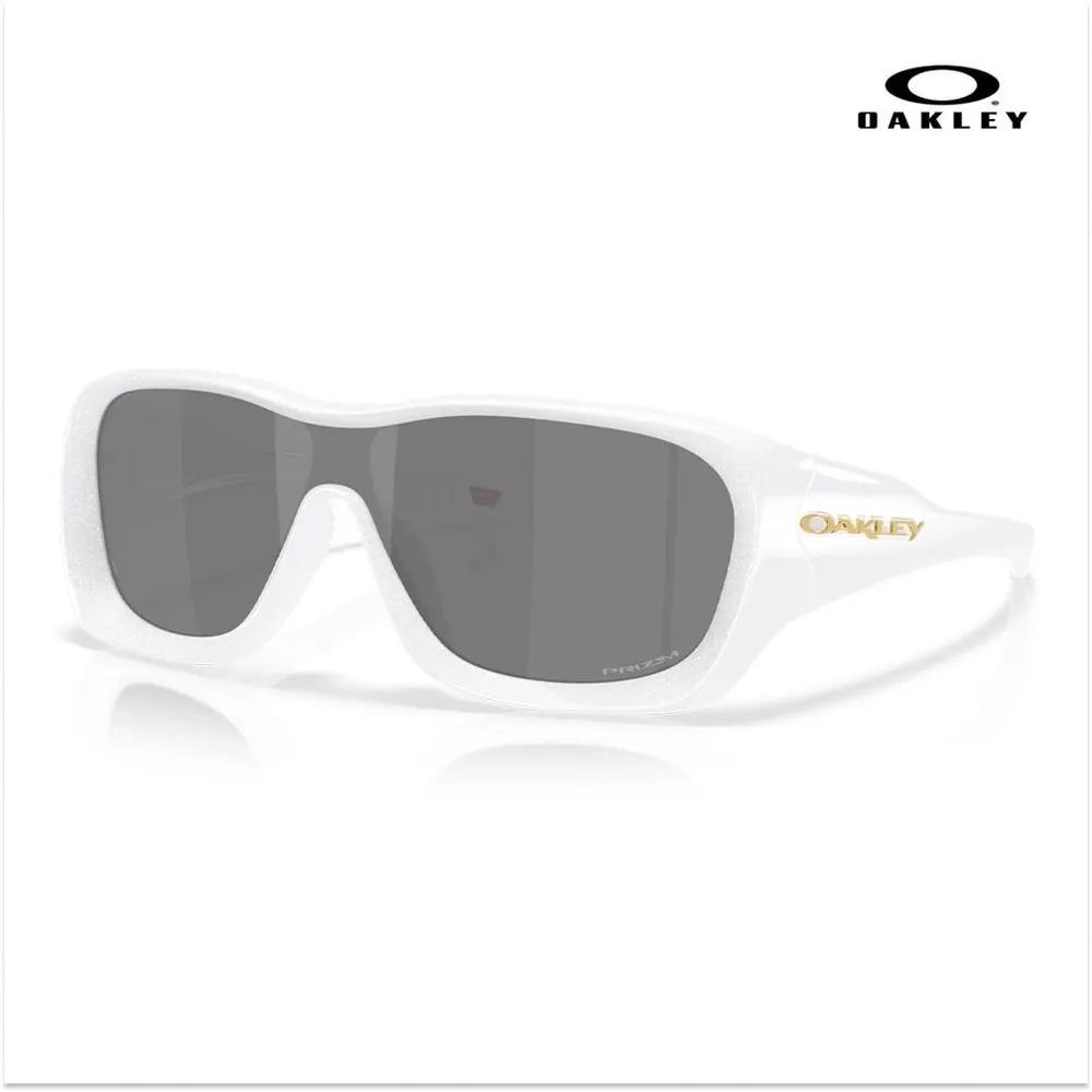 

[Oakley] Oakley De La Salle Prism Black White Frame Sunglasses