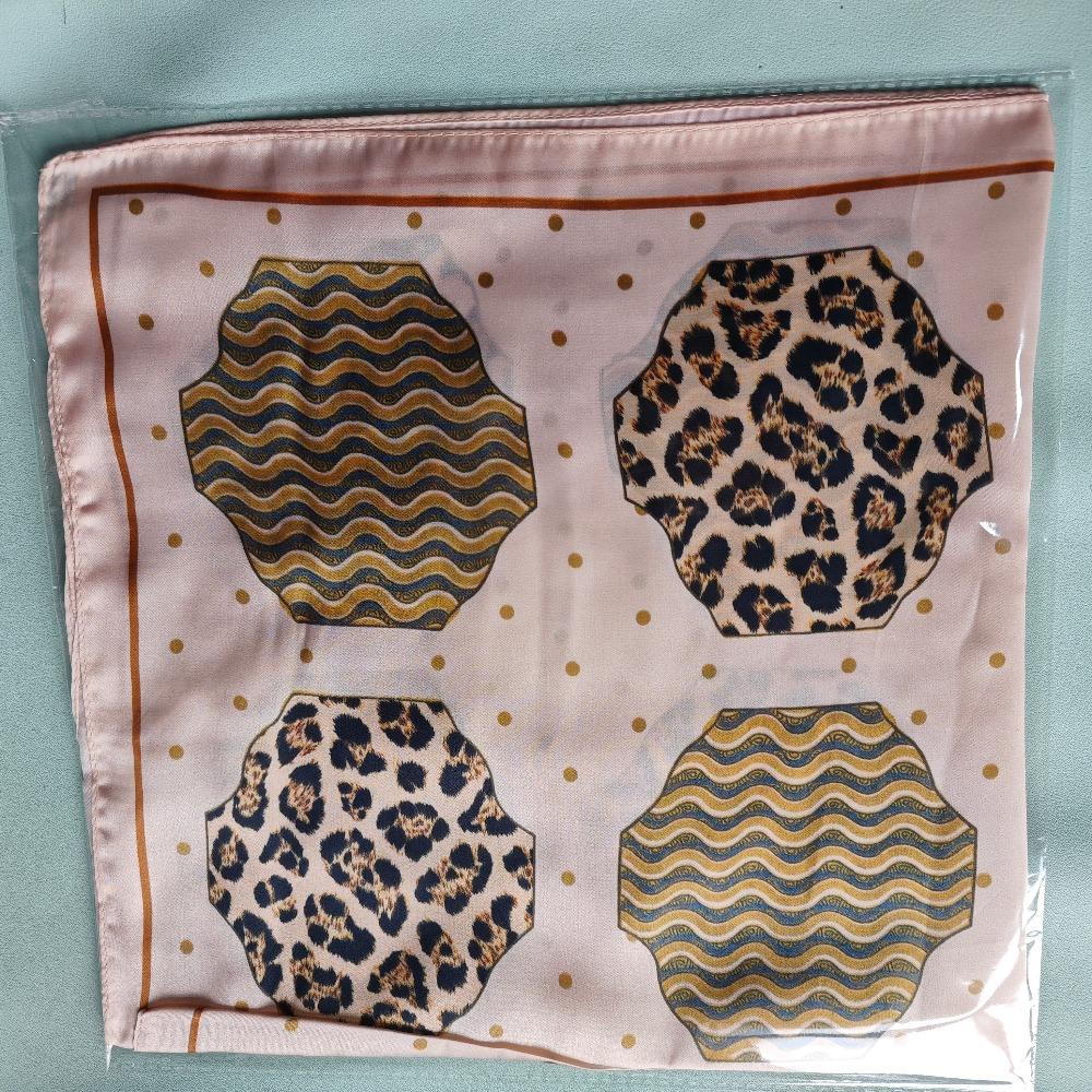 68Cm Striped Leopard Print Scarf Women'S Autumn And Winter Polyester Fiber Scarf Warm Sun Protection Headscarf Neck Shawl