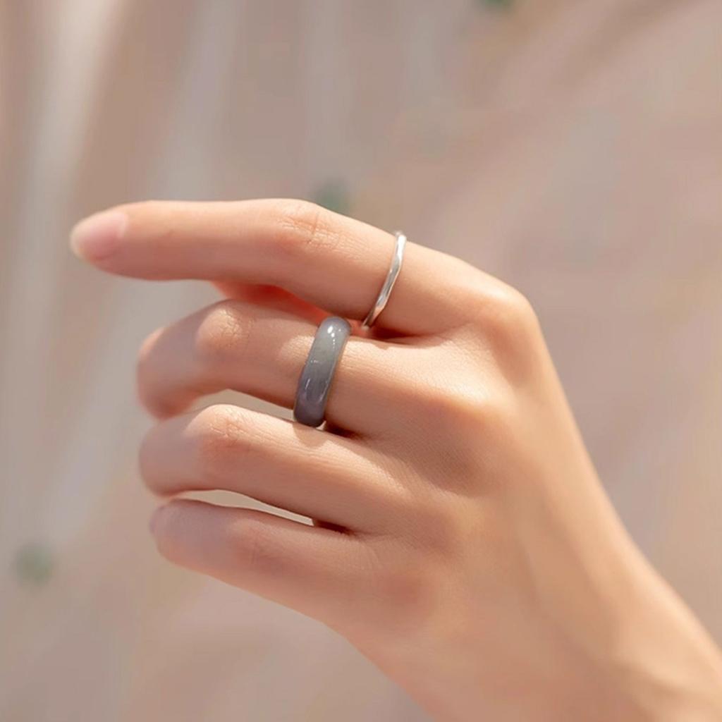 Elegant Women's Jade Rings In Natural Green with Retro Chinese Designs Portable for Birthdays and Christmas Ornament