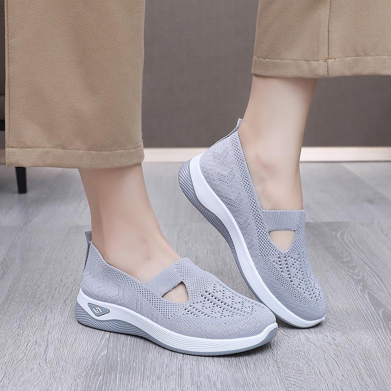 Flying woven women's shoes mother shoes cloth shoes soft-soled women's shoes middle-aged and elderly mother walking women's shoes summer mesh shoes