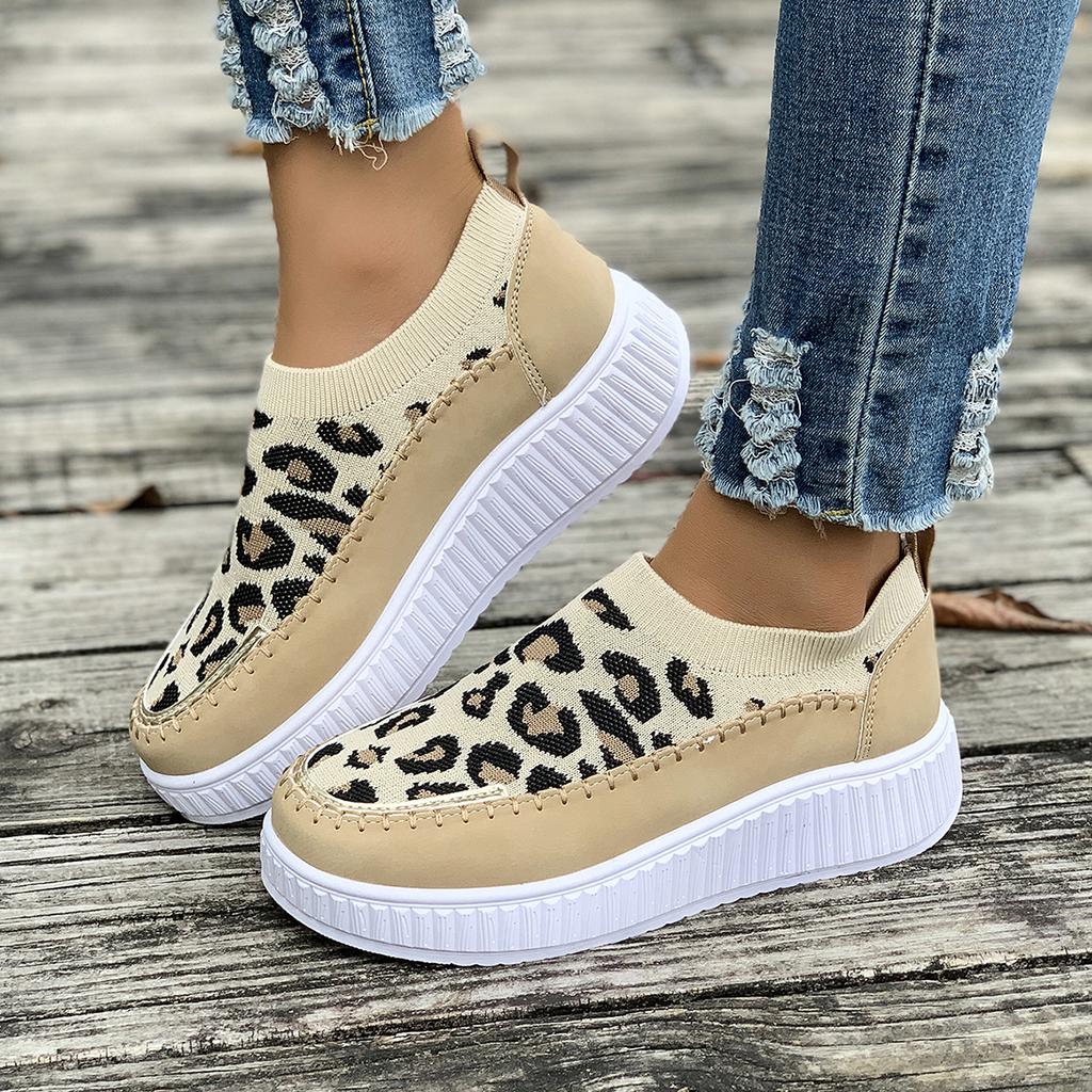 Fashion 2024 New Women Non-slip Walking  Breathable Comfortable Soft Bottom Sneakers Round Toe Thick Bottom Sneakers Zapatos Para Mujer