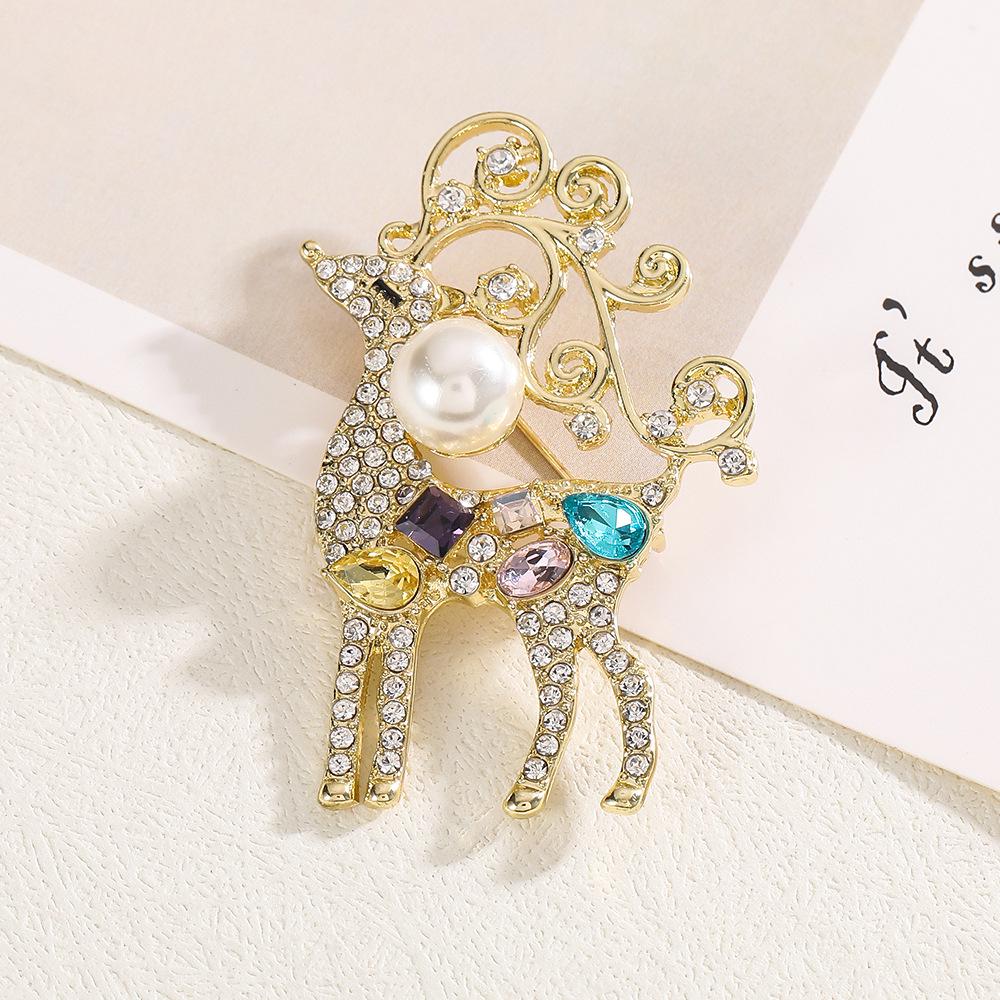 High-End Gold Deer Brooch - Unique Fashion Jewelry Accessory