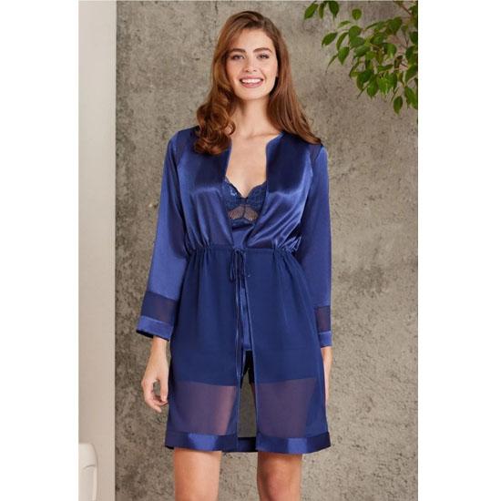 Нейлон аяқтың порно фотосуреті