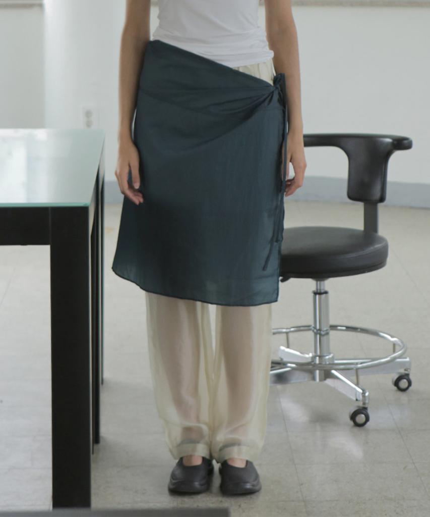 Mineral Studio Nylon Layered Skirt (Dark Green)