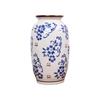 Vintage Blauw en Wit Porseleinen Kleine Vaas voor Bloemschikkingen – Retro Keramisch Ornament voor Woonkamer Decoratie.
