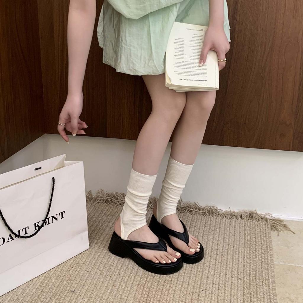 2025 summer new thick-bottomed slope heel pinch foot flip-flops Internet celebrity super fire not tired feet cool slippers women