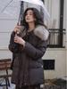 Yu Yan, a new winter product with a high sense of fox fur collar, waist, medium and long white duck down jacket.