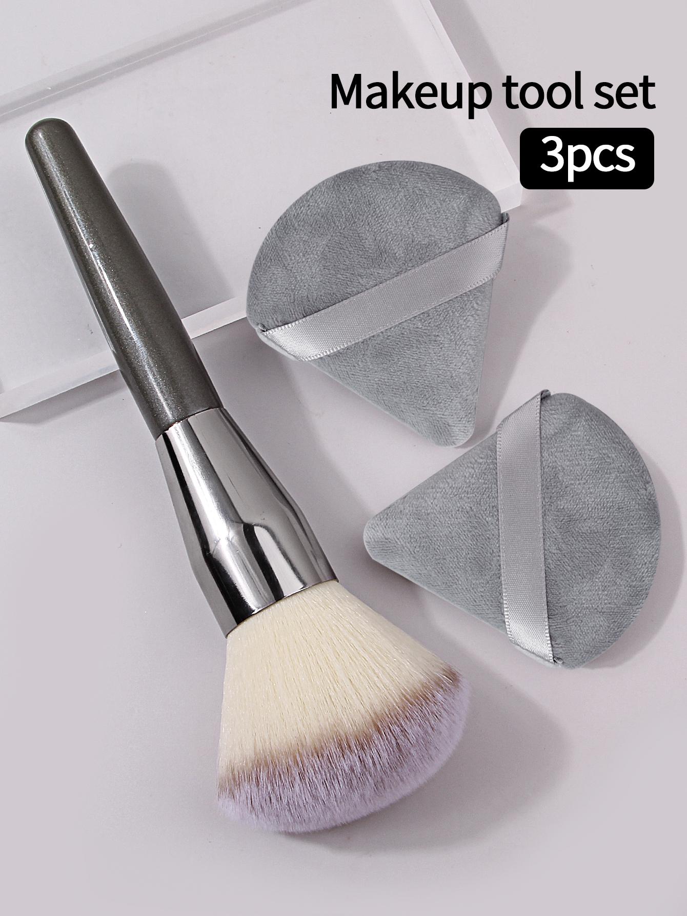 

Extra-large loose powder blush brush, professional makeup brush, soft and fluffy makeup tool +2PCS triangular powder puff серый