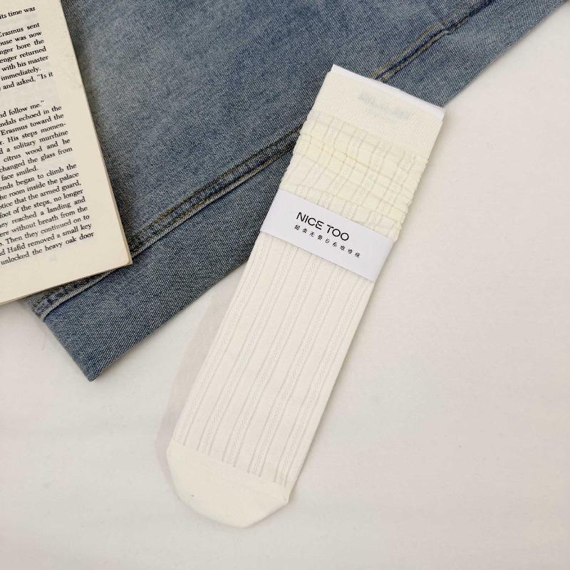 Thin Style Children's Short Tube Striped Sheer Stocking, Solid Color Long Cotton Sock, Versatile and Suitable for All Occasions.