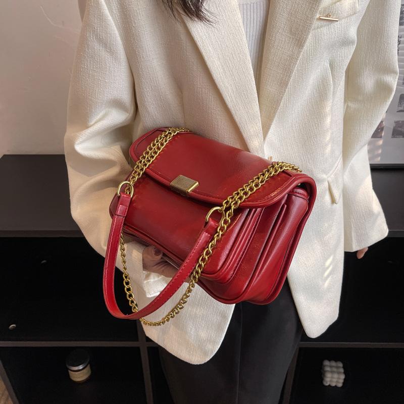 Autumn and Winter Chain Women's Bag, Shoulder Messenger Bag, Solid Color Simple Bag, Retro Casual Small Square Bag Women