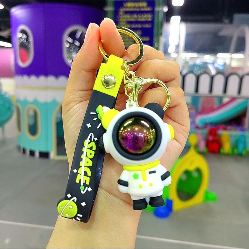 Entzückender Cartoon-Astronauten-Bär Schlüsselanhänger Niedliches Rucksack-Anhänger Auto-Schlüssel Zubehör Ideales Geschenk