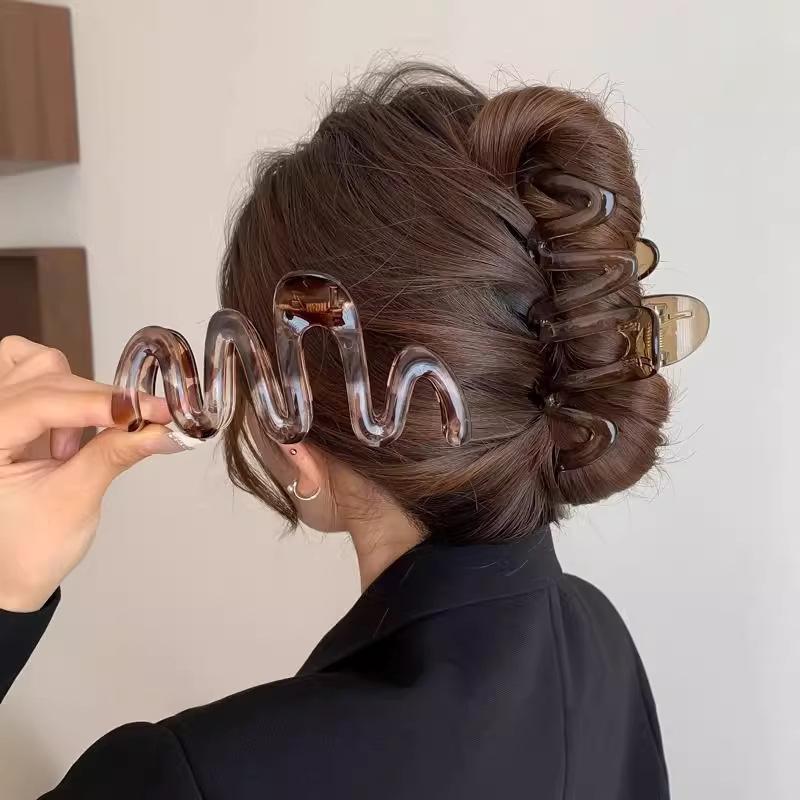 Damen Wellig Hochglänzend Bernsteinbraun 11cm/4.33in Großer Leichter Kunststoff Haarclip Elegantes Minimalistisches Haaraccessoire