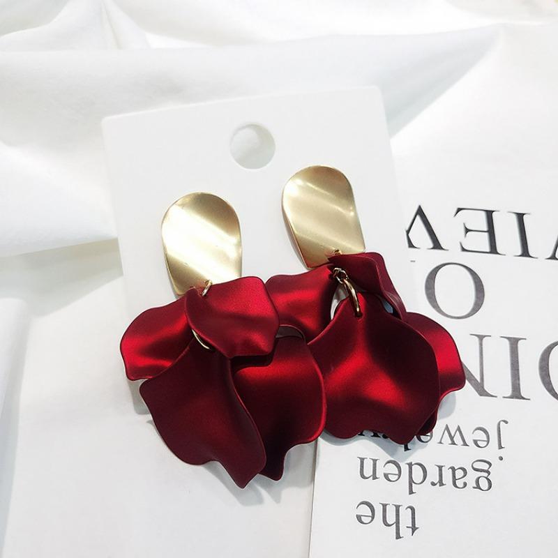 Boucles d'oreilles haut de gamme, Boucles d'oreilles pour visage rond, Longues boucles d'oreilles clous grandes pétale de rose, Tempérament coréen, Boucles d'oreilles personnalisées exagérées.
