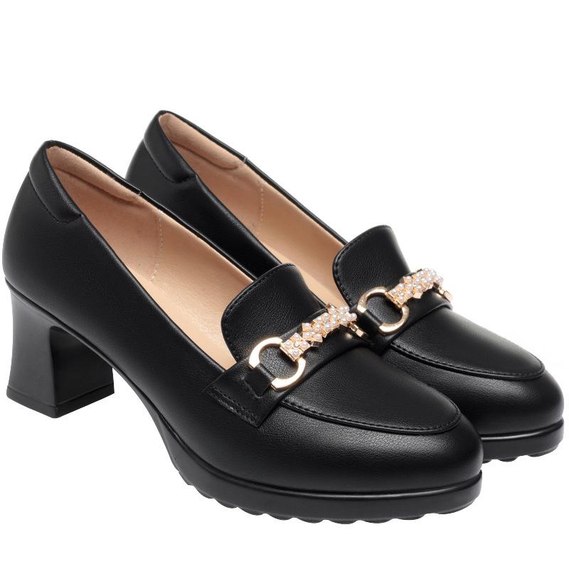 Printemps Nouveaux Talons Carrés Chaîne Métallique Escarpins Femmes Chaussures en Cuir Souple Mode Slip On Talon Épais Décontracté Chaussures Mary Jane