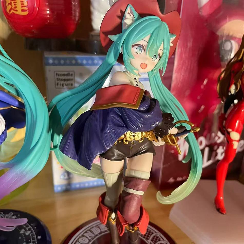 19Cm Sexy Girl Hatsune Miku Anime Figure Fashion Subclture Miku Action Figure Room Decorations Pvc Collection Model Doll Toys