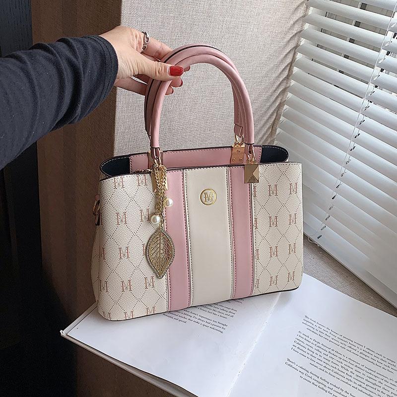 

Нова модна ретро сумка 2024 р. Повсякденна жіноча сумка сумка великої місткості контрастного кольору на одне плече