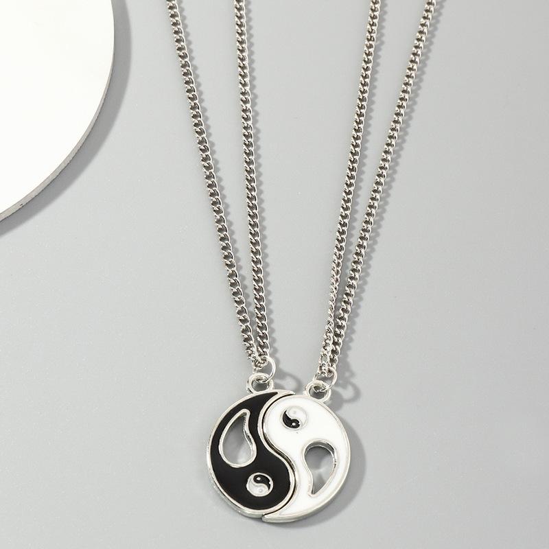 Fashion Accessories, Personalized Hollow Painting Oil Tai Chi Gossip Yin and Yang Pendant Necklace Collarbone Chain