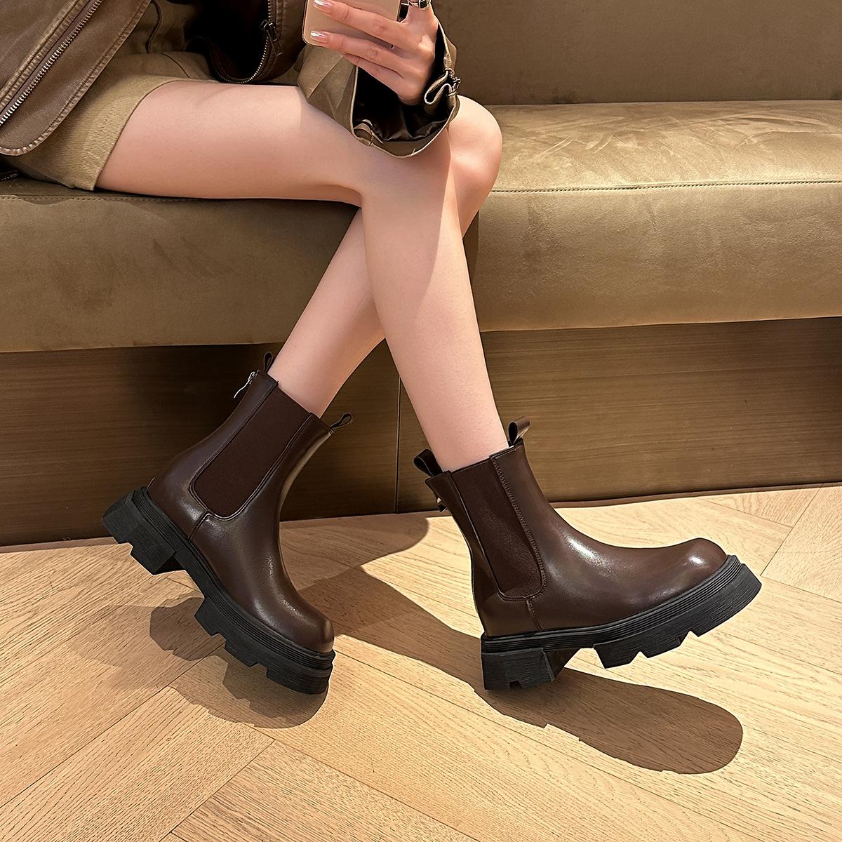 

Весенние и осенние ботинки Smoke Pipe, новые ботинки с большой платформой и средней высотой, женские ботинки-трубы в стиле ретро 40 коричневый