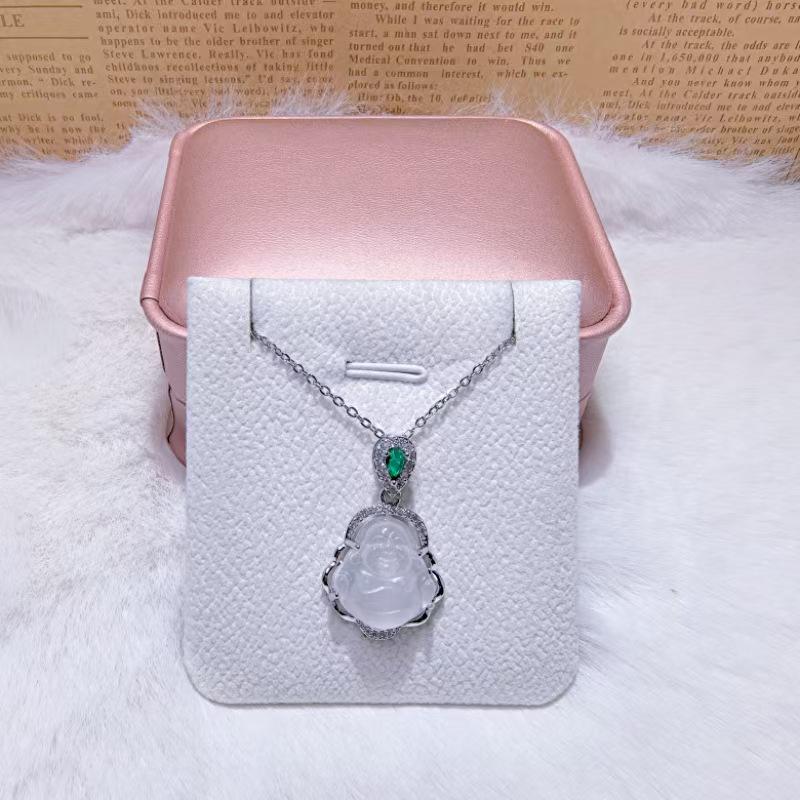 Women's Imitation Chalcedony Buddha Pendant Necklace - New Chinese Style Clavicle Chain Trend.