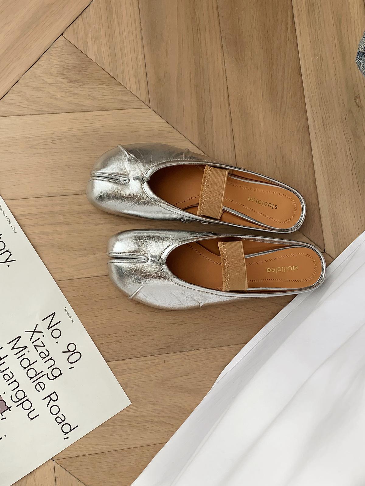 

Grape mother studiolee fashionable shallow mouth soft sole sheepskin flat bottom with skirt pig s trotters split toe single shoes women 35