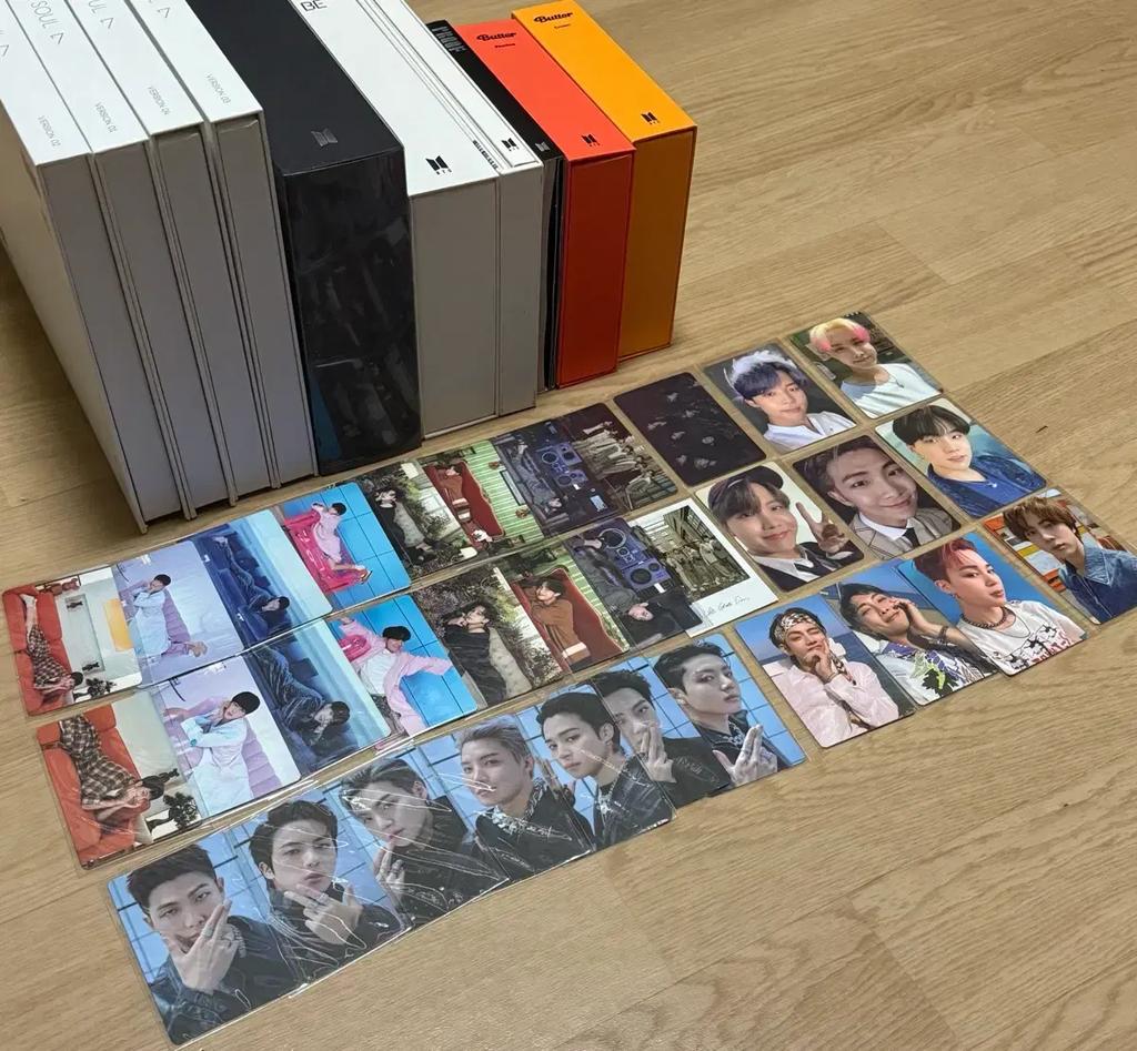 Característica de BTS) Limpieza Colectiva de Álbumes de Bangtan Boys con Tarjeta Fotográfica Usada