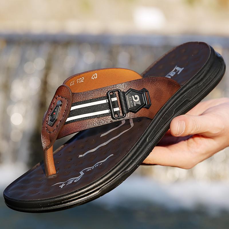 

Кожаные тапочки большого размера для мужчин Летние шлепанцы Мужская мода Повседневная уличная обувь Пляжные тапочки 48 коричневый