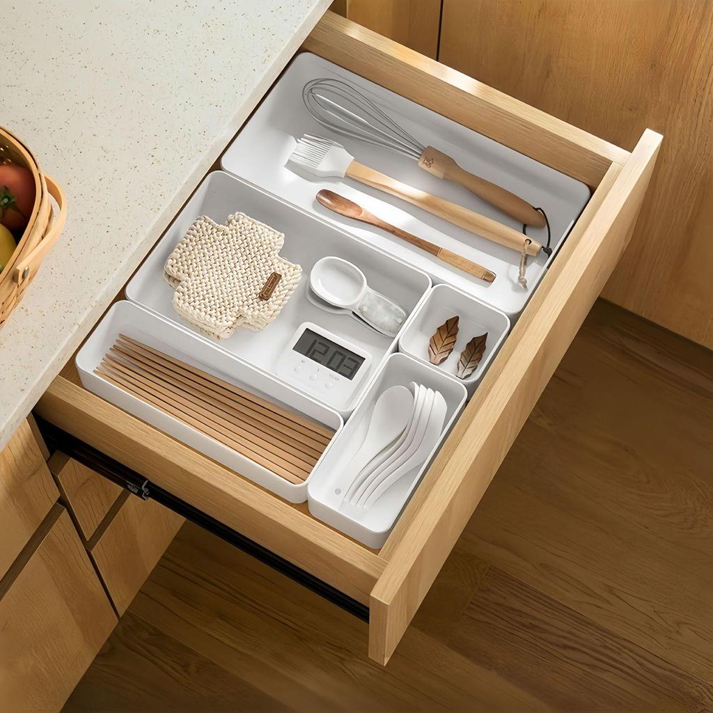 Compartmented Desk and Drawer Storage Box for Stationery, Sundries, Cosmetics, and Kitchen Use