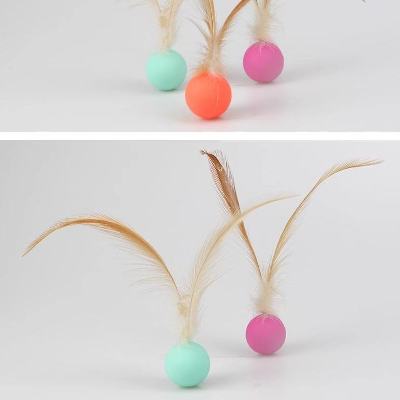 Interactive Elastic Feather Teaser Ball for Cats - Self-Play Bouncy Rebound Toy