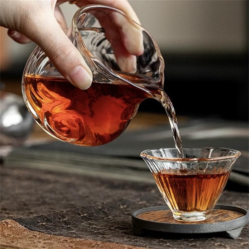 Japanese 180ml Irregular shaped Fair Cup High Borosilicate Heat-resistant Glass Tea Dispenser Chahai Kung Fu Tea Set
