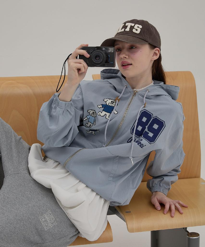 WAIKEI Logo Embroidered Sweatpants Gray