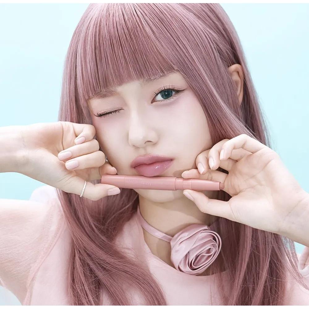 

Base and Over Lip Pencil / Lip Liner / Creates Voluminous Lips Pink Beige