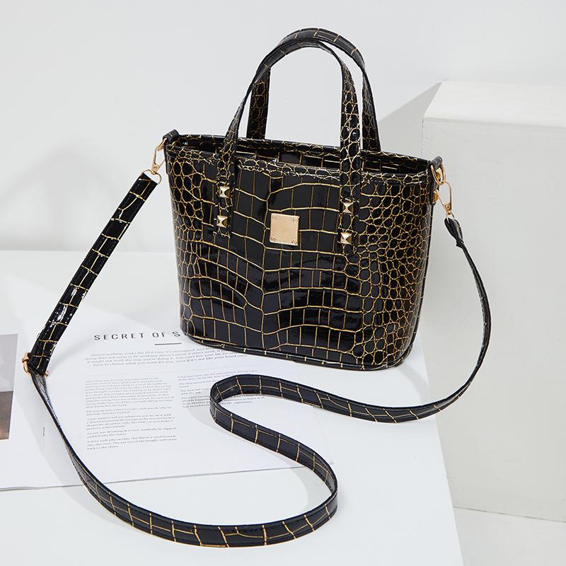 

Новая сумка-корзина для овощей с крокодиловым узором, большая вместимость, женская сумка-ведро чёрный