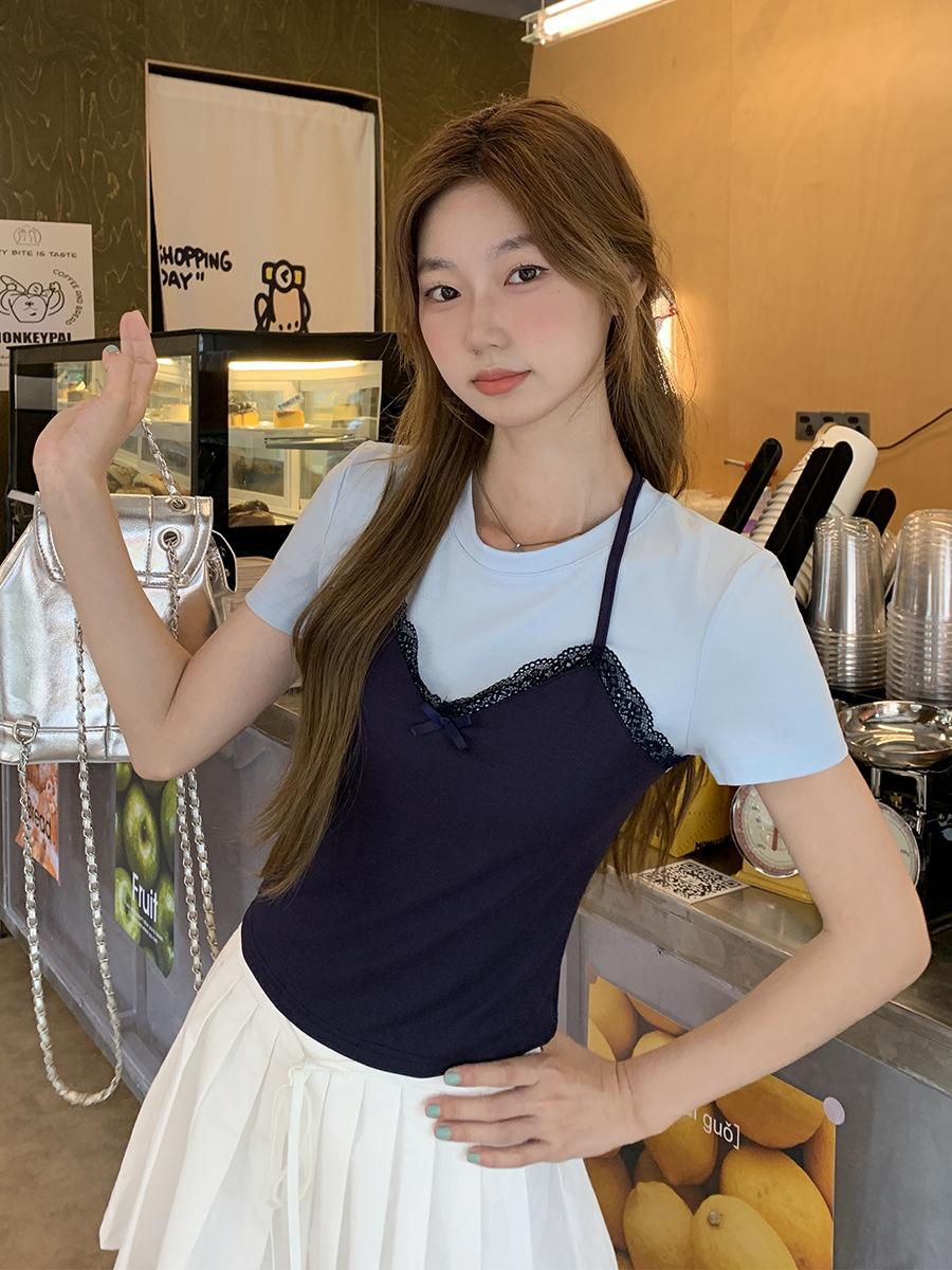

Unique lace edge bow suspender splicing round neck short-sleeved T-shirt women s summer front shoulder thin fake two-piece top L темно-синього кольору
