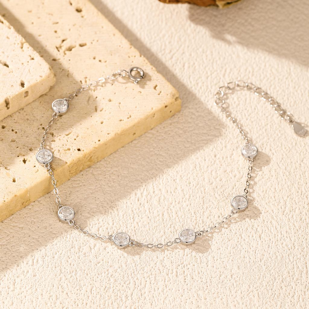 925 Sterling Silver Trendy Sparkling Round Clear CZ Charm Bracelet for Women Daily Wear Fine Jewelry Accessories