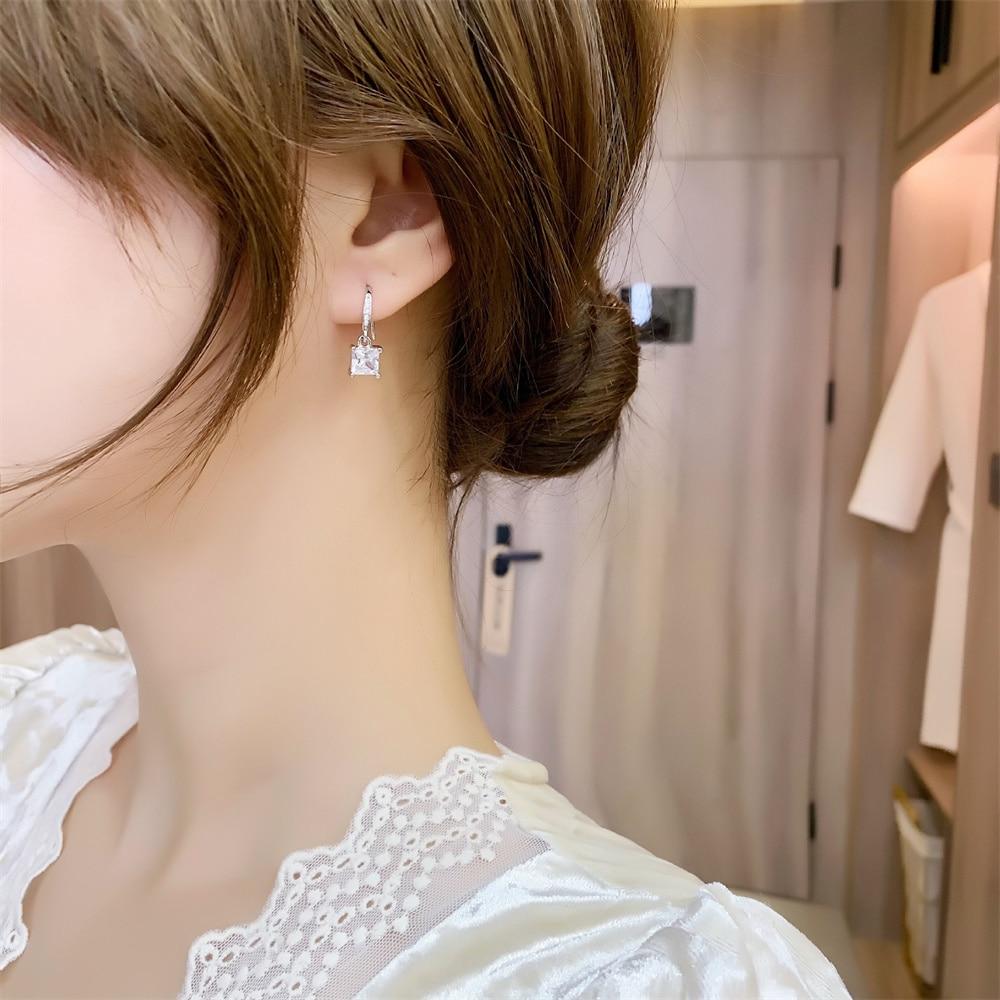 New Women Earring Pendant 925 Silver Four Claw Moissanite Micro -Inlaid Zircon A Pair Piercing Hoops Earrings Jewelry Gift