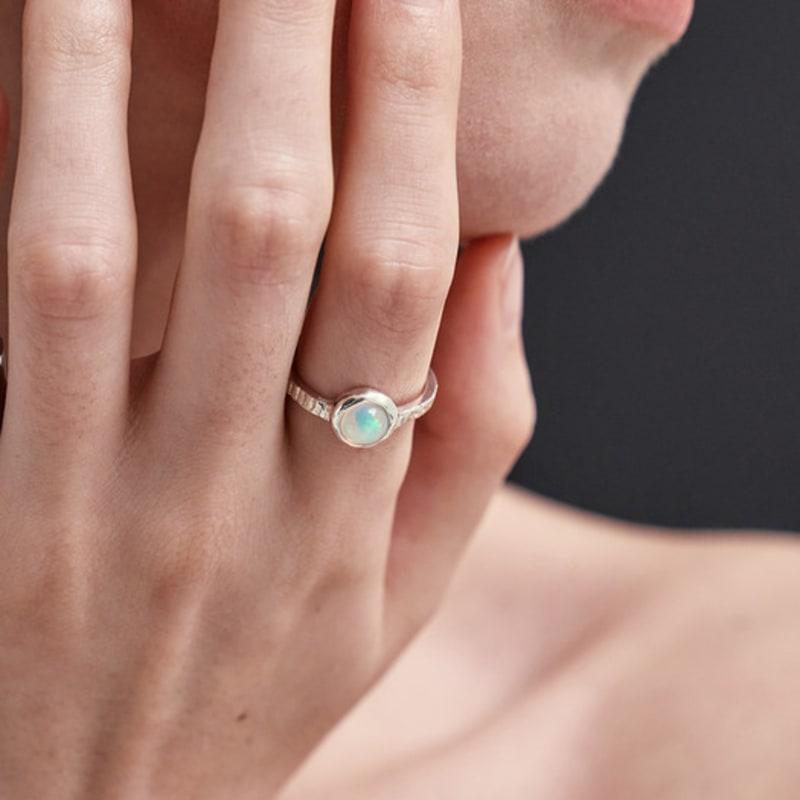 Liersi Void Opal Stone Ring(6mm)