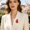 Alloy Memorial Badge Never Forgotten Victory Blossom Brooch, Red Flower Lapel Pin with Rhinestone Rhinestone, Jewelry for Veterans Brooch