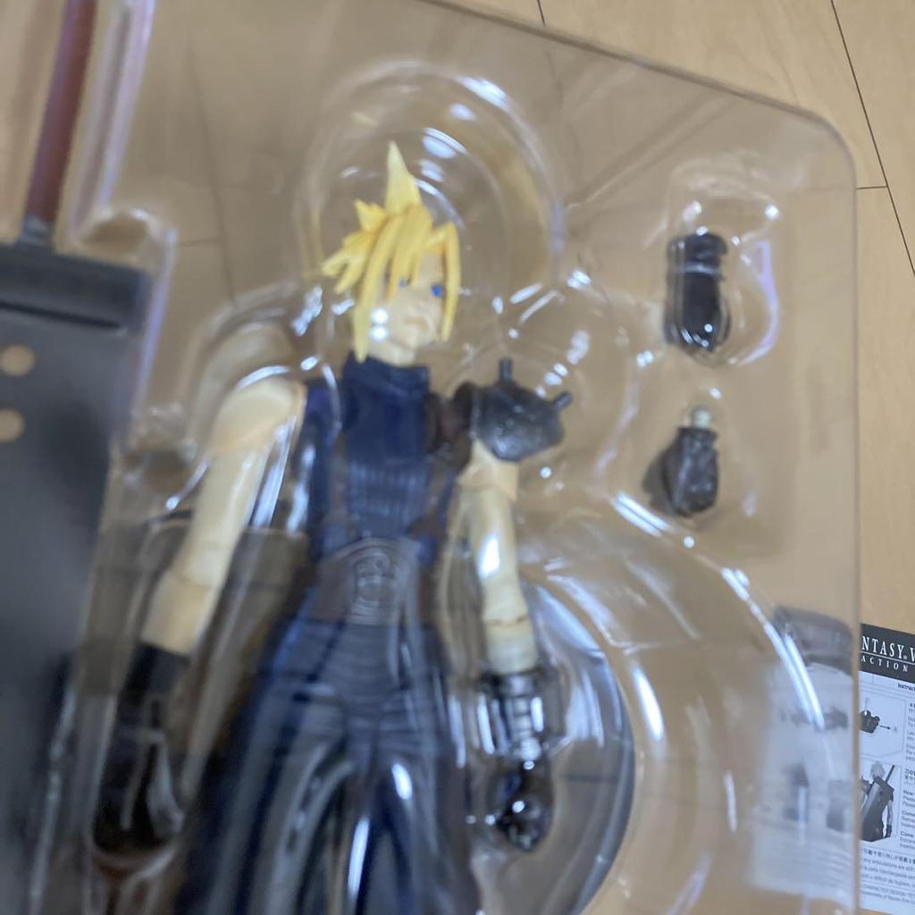 [USED] OK!! Final Fantasy VII Painted Action Figure